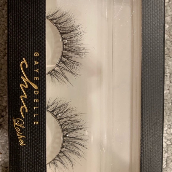 One Left! Luxury 3D Mink Lashes in style “Kate” - Picture 2 of 4